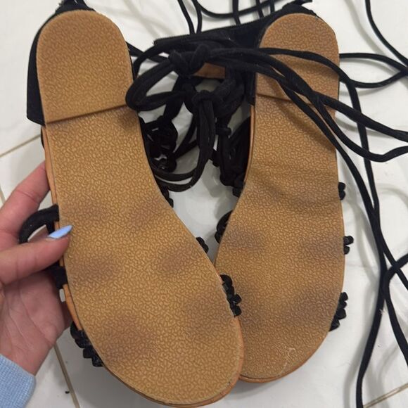 Black BRAND NEW - Gladiator Sandals - Adjustable Rope Tie Sandals - Zipper Back - Picture 3 of 5